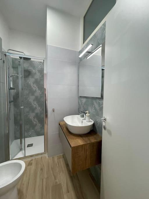 Apartamento Nuovo San Giovanni! *